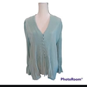 Green Zara blouse top button down V-cut accordion style blouse stretchy material